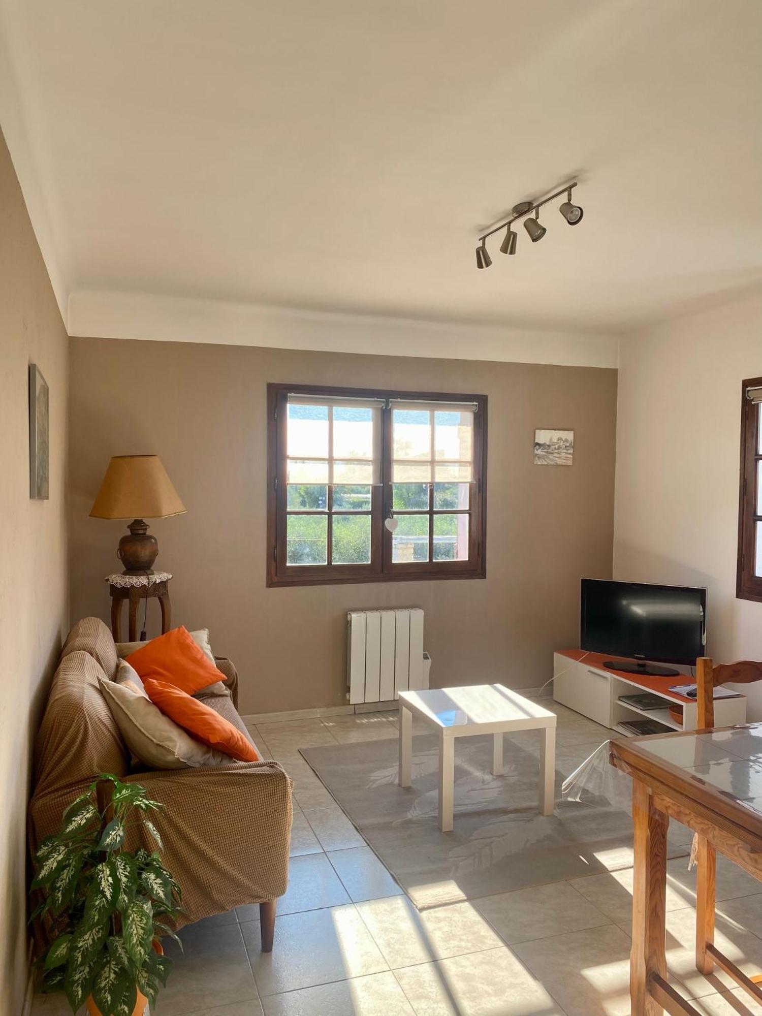 Le Micocoulier Apartment La Crau Ngoại thất bức ảnh